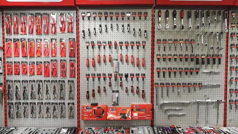 五金工具与电动工具批发：揭秘批发厂家的选品逻辑