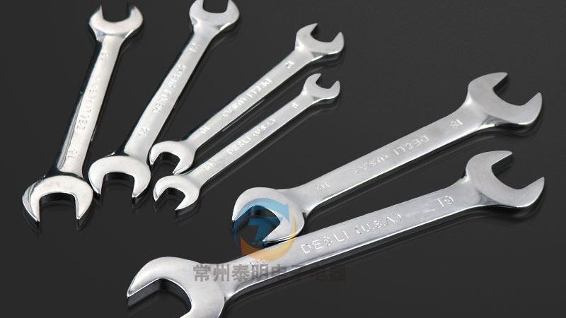 揭秘小型电动工具品牌定制加盟：费用构成与考量因素